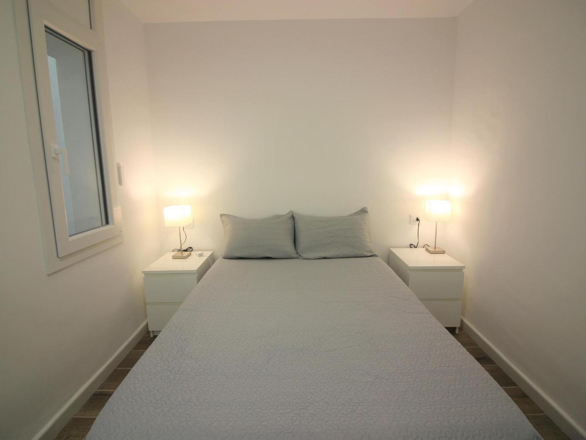 Appartement Renovado En El Centro De A Solo 150m De La Playa, Ideal Parejas - Es-228-110 *
